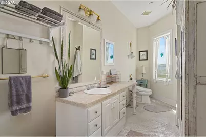 330 NW Ilwaco St, Camas, WA 98607 - Photo 33