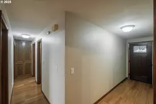 1141 NE Springwood Dr, Albany, OR 97321 - Photo 7