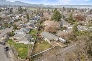 3712 Colver Rd, Phoenix, OR 97535 - Photo 35