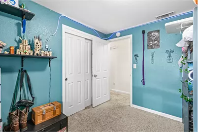 3712 Colver Rd, Phoenix, OR 97535 - Photo 17