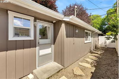 2251 Louisiana St, Longview, WA 98632 - Photo 45