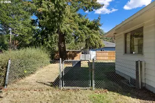 3802 SE 113th Ave, Portland, OR 97266 - Photo 31