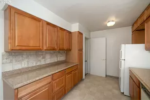 3802 SE 113th Ave, Portland, OR 97266 - Photo 15