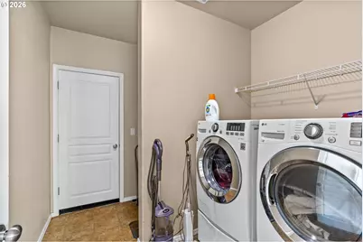 1032 S 1st St, Cottage Grove, OR 97424 - Photo 17