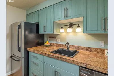 15110 SW Barlow Ct, Beaverton, OR 97007 - Photo 13