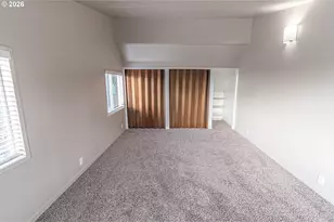 529 SW 32nd St, Lincoln City, OR 97367 - Photo 3