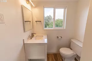 529 SW 32nd St, Lincoln City, OR 97367 - Photo 7