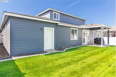 833 E Montana Ave, Hermiston, OR 97838 - Photo 33