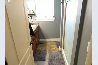 360 Cindy Ln, Mount Angel, OR 97362 - Photo 19