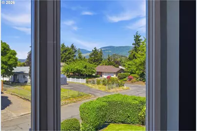 33626 Paiute Ln, Eugene, OR 97408 - Photo 21