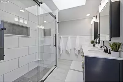 33626 Paiute Ln, Eugene, OR 97408 - Photo 11