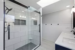 33626 Paiute Ln, Eugene, OR 97408 - Photo 19