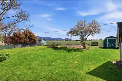 33626 Paiute Ln, Eugene, OR 97408 - Photo 37