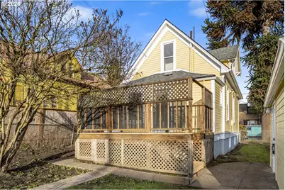 4057 N Borthwick Ave, Portland, OR 97227 - Photo 25