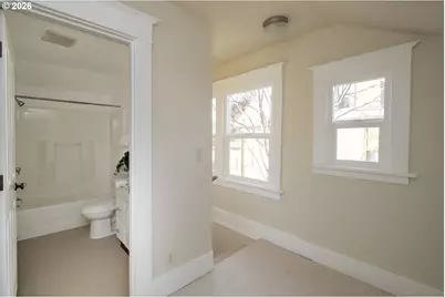 4057 N Borthwick Ave, Portland, OR 97227 - Photo 21