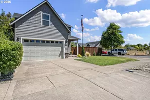 1805 Enchantment Dr, Eugene, OR 97402 - Photo 3