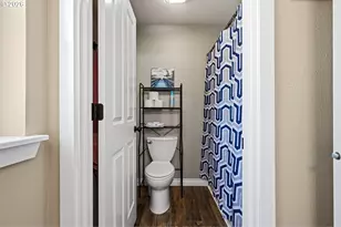 1805 Enchantment Dr, Eugene, OR 97402 - Photo 27