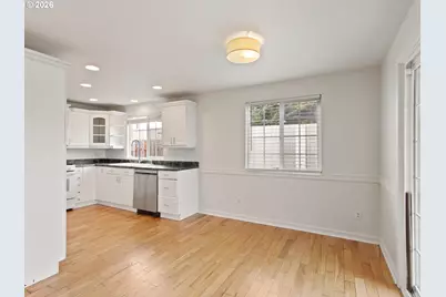 2297 SW 218th Dr, Beaverton, OR 97003 - Photo 11