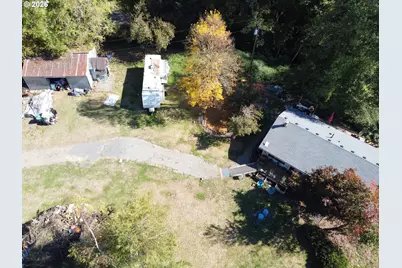 57705 Cedar Creek Rd, Scappoose, OR 97056 - Photo 9