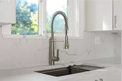 19139 Bedford Dr, Oregon City, OR 97045 - Photo 9