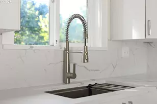 19139 Bedford Dr, Oregon City, OR 97045 - Photo 9