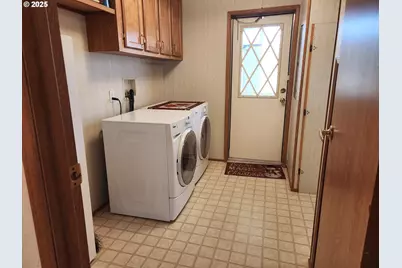 100 River Bend Rd #66, Reedsport, OR 97467 - Photo 21