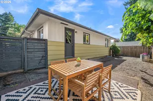 2421 SE 52nd Ave, Portland, OR 97206 - Photo 25