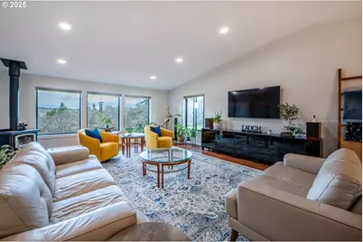 1070 Centerville Hwy, Lyle, WA 98635 - Photo 13