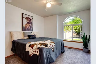 1065 Ridgefield Ct, Stayton, OR 97383 - Photo 5