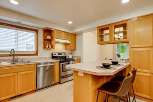 1065 Ridgefield Ct, Stayton, OR 97383 - Photo 3