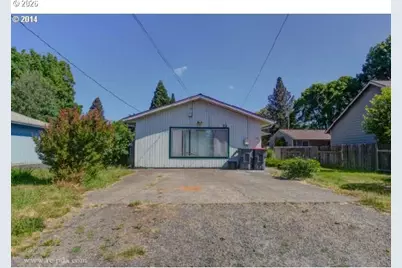 725 SW Taft St, McMinnville, OR 97128 - Photo 1