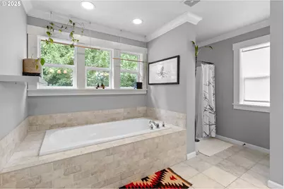 3742 NE Holman St, Portland, OR 97211 - Photo 21