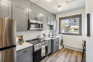 804 SE Cesar E Chavez Blvd, Portland, OR 97214 - Photo 17