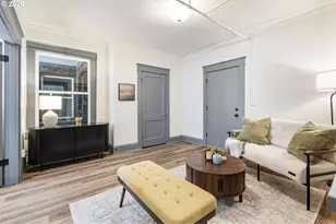 804 SE Cesar E Chavez Blvd, Portland, OR 97214 - Photo 9