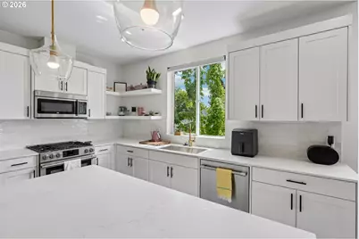 3920 N Montana Ave #202, Portland, OR 97227 - Photo 9