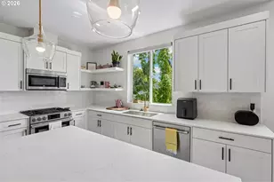 3920 N Montana Ave, Portland, OR 97227 - Photo 9