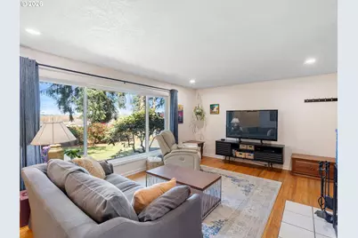 4555 NE 119th Ave, Portland, OR 97220 - Photo 5