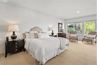 1040 SW Myrtle Dr, Portland, OR 97201 - Photo 35