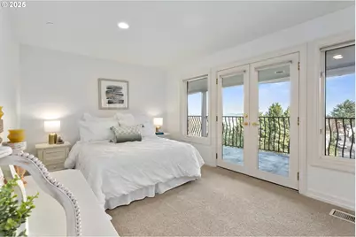 1040 SW Myrtle Dr, Portland, OR 97201 - Photo 37