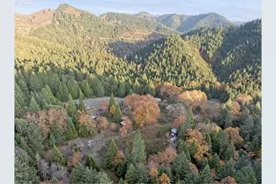 1480 Bridge Ln, Wolf Creek, OR 97497 - Photo 7