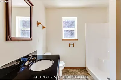 911 N 9th St, Cottage Grove, OR 97424 - Photo 31