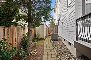 978 N Alder St, Canby, OR 97013 - Photo 39