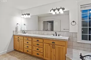 978 N Alder St, Canby, OR 97013 - Photo 25