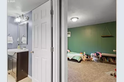 103 Lowrane Dr, Kelso, WA 98626 - Photo 25