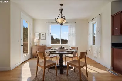 12606 NW Larry Ct, Portland, OR 97229 - Photo 11