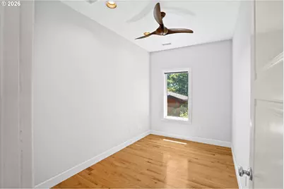 3352 SW Fairmount Ln, Portland, OR 97239 - Photo 31