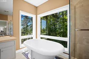 3352 SW Fairmount Ln, Portland, OR 97239 - Photo 33