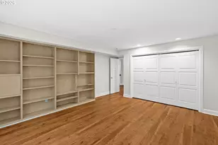 3352 SW Fairmount Ln, Portland, OR 97239 - Photo 41