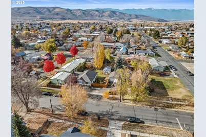 2819 College St, Baker City, OR 97814 - Photo 5