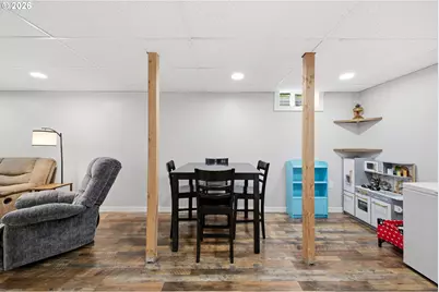 16110 SE Clay St, Portland, OR 97233 - Photo 31